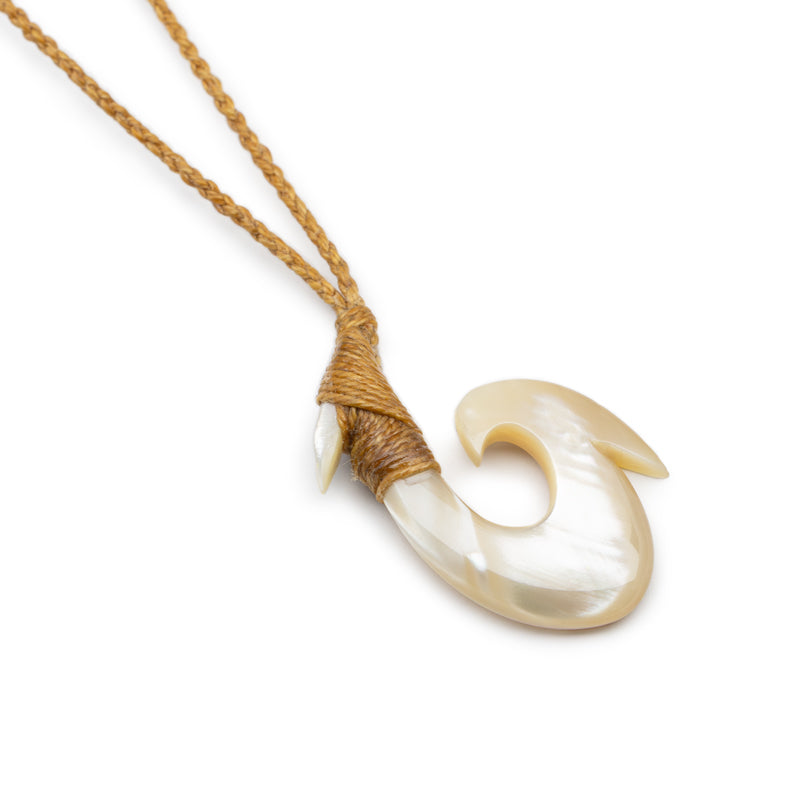 高瀬貝 フィッシュフック ネックレス – 海想