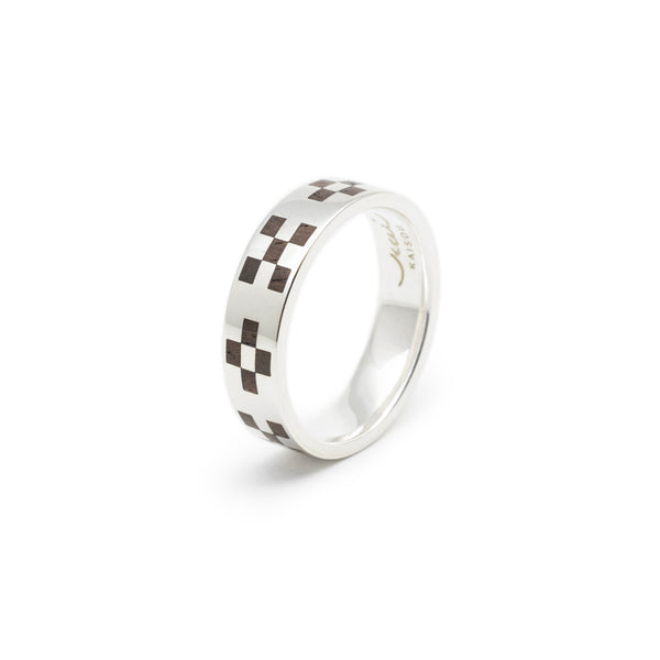 Mincer ring silver wood