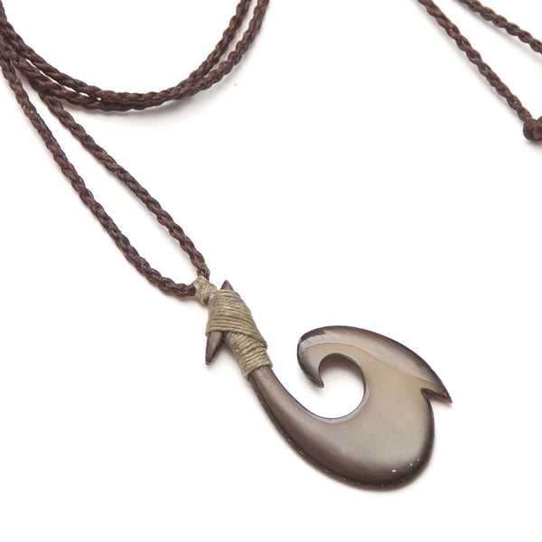 고래 수염 목걸이