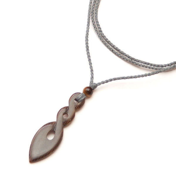 쿠지라히게 보드 목걸이