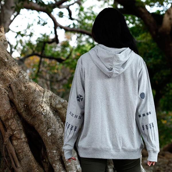 オーガニックコットンパーカー 沖縄ハジチ