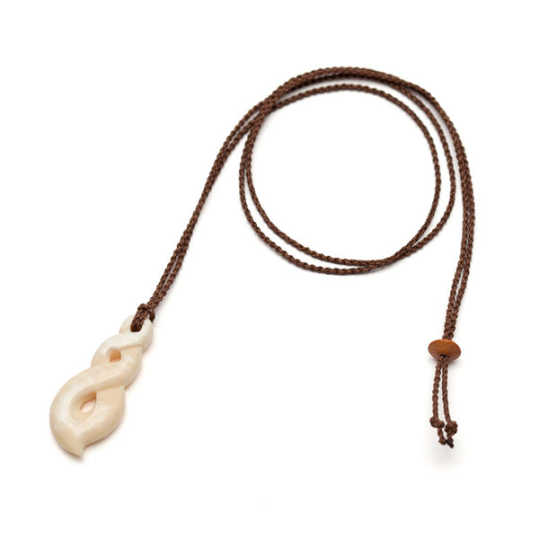 鲸鱼牙齿尾项链