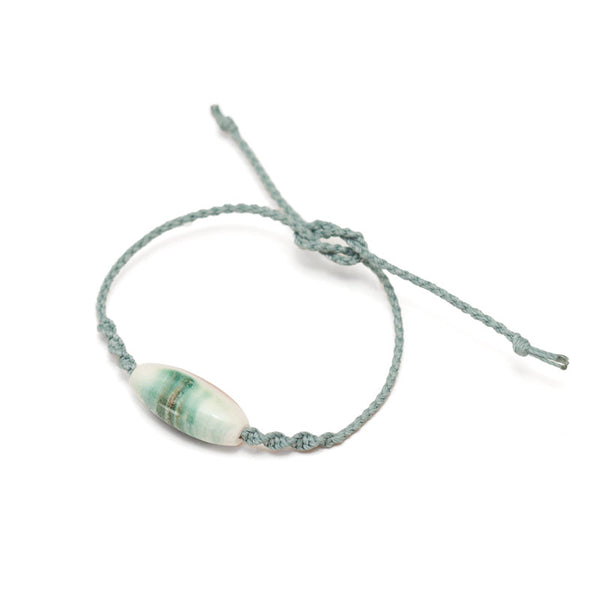 Night-clam, Pret bracelets.