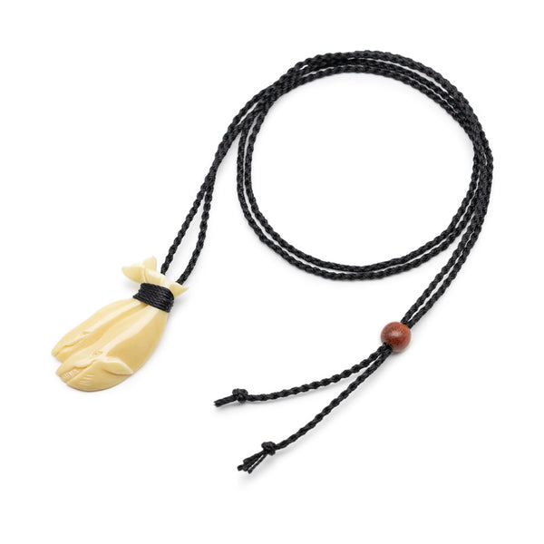 クジラ歯  鯨２匹ネックレス