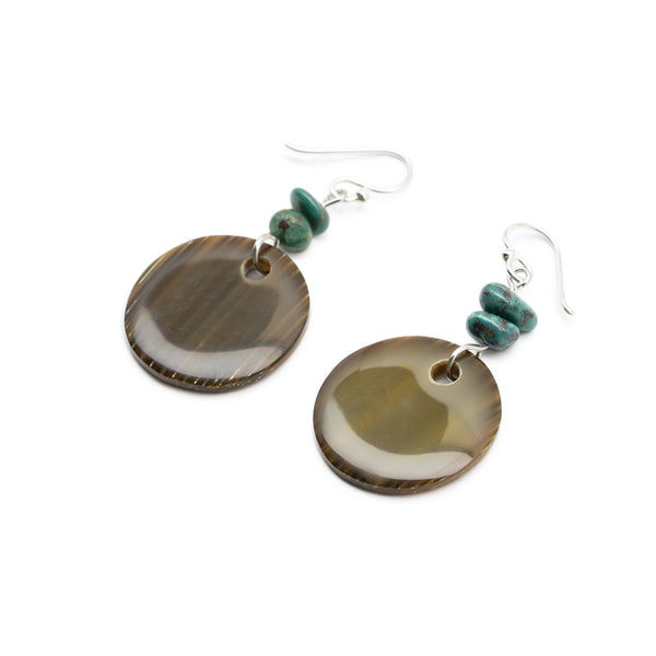 クジラヒゲ 丸型ピアス