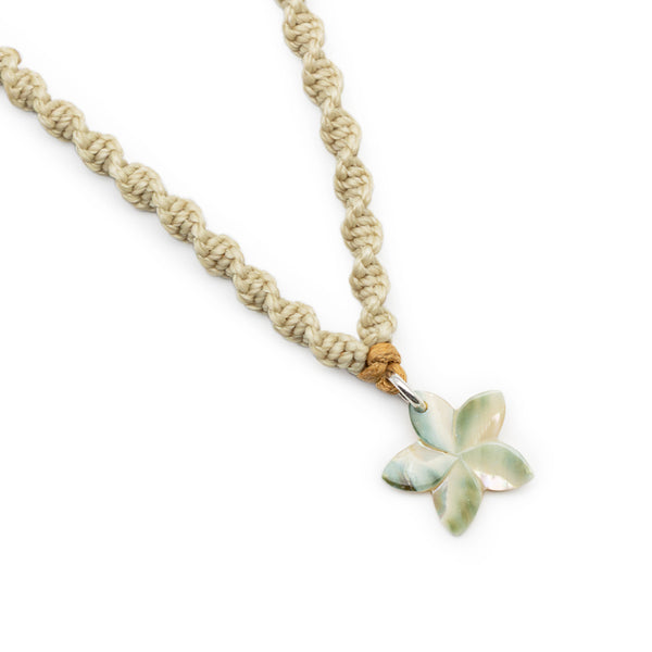 夜光貝 プルメリアネックレス