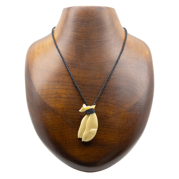 クジラ歯  鯨２匹ネックレス