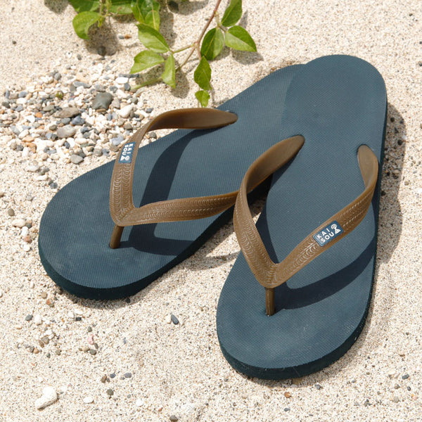 Natural rubber beach sandals dark blue / rubber