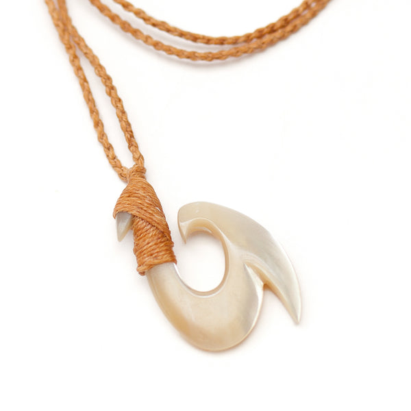 Takasekai Plate Wood Necklace